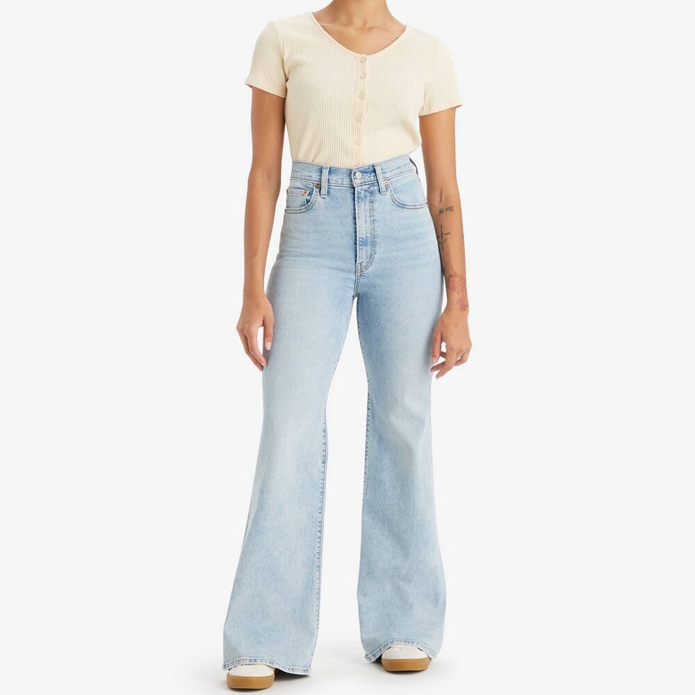 Levis Ribcage Bell Light Wash Denim Flare Jean High Rise Stretch 70s Inspired